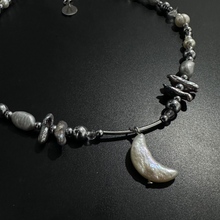 Load image into Gallery viewer, the selene necklace
