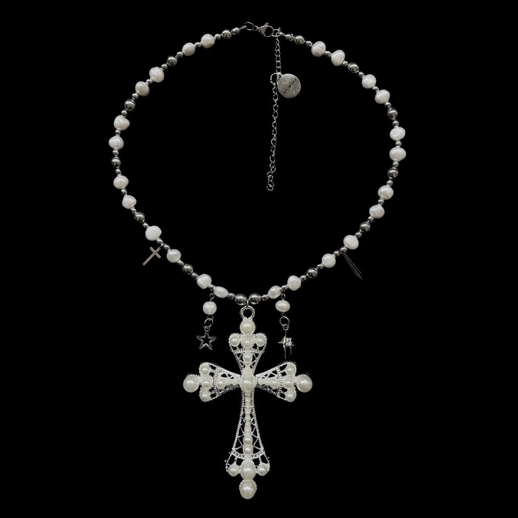 the mary necklace